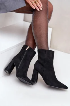 Botki Ze Szpiczastymi Noskami Na Słupku Eko Zamszowe Czarne Artolla