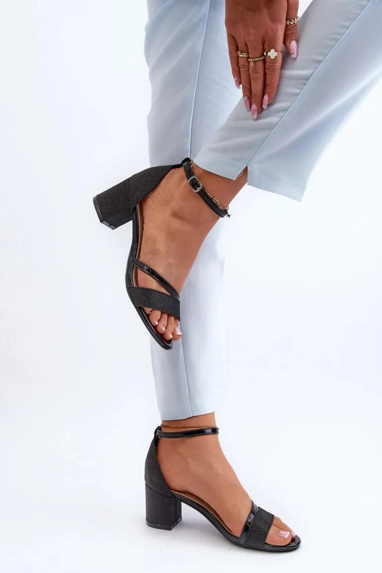 Brokatowe Sandały Damskie Na Niskim Słupku Czarne Ploemis