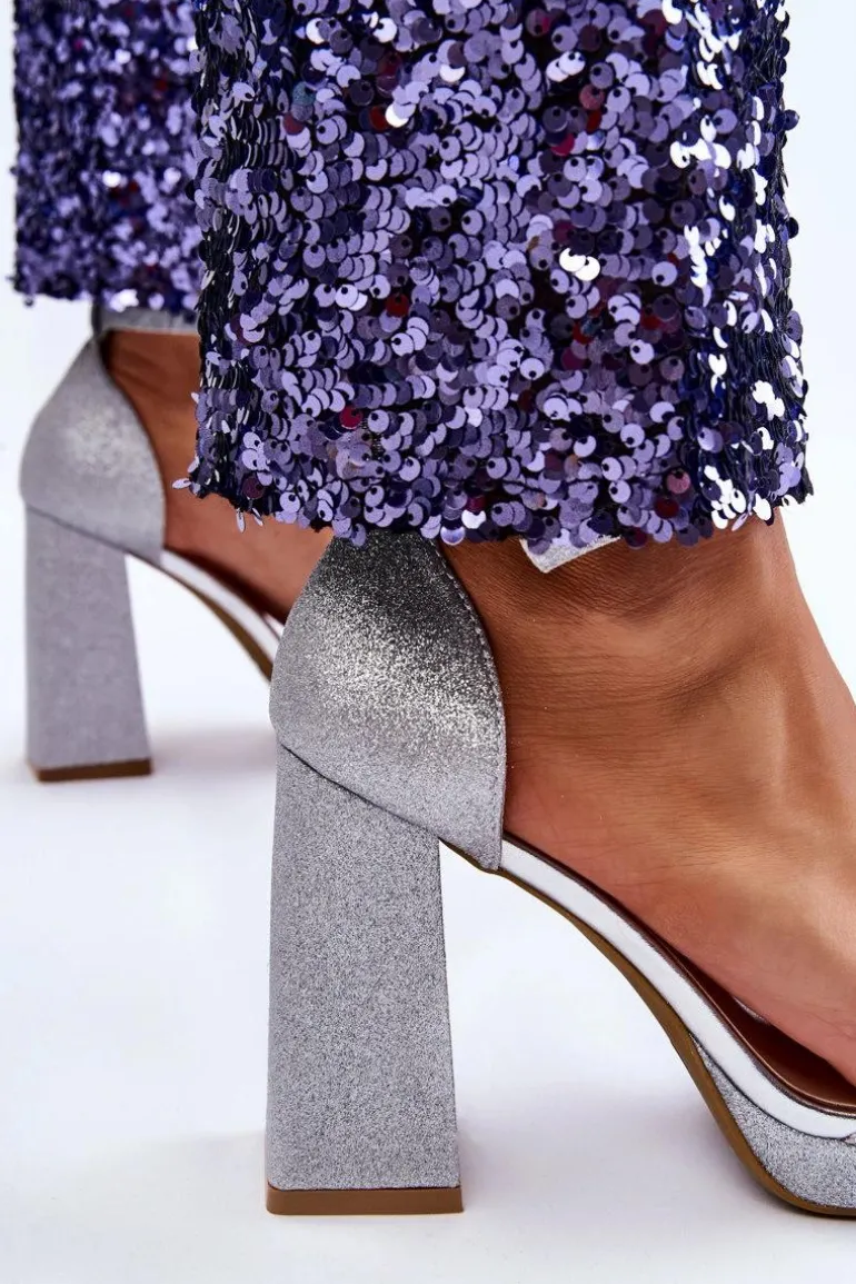 Błyszczące Sandałki Na Masywnym Obcasie Srebrne Calmi
