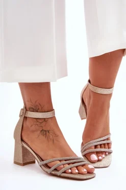 Błyszczące Sandałki Na Obcasie Złote Enenor