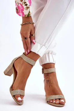 Błyszczące Sandałki Na Obcasie Złote Maxim