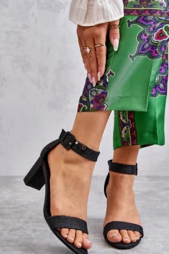 Błyszczące Sandałki Na Obcasie Czarne Maxim