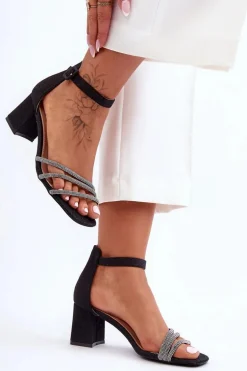 Błyszczące Sandałki Na Obcasie Czarne Enenor