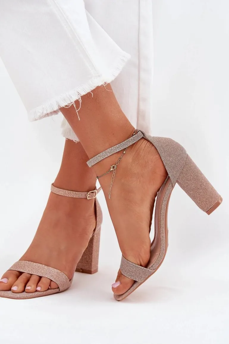 Błyszczące Sandały Damskie Na Słupku Różowe Złoto Kavina