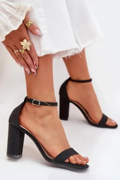 Błyszczące Sandały Damskie Na Słupku Czarne Kavina