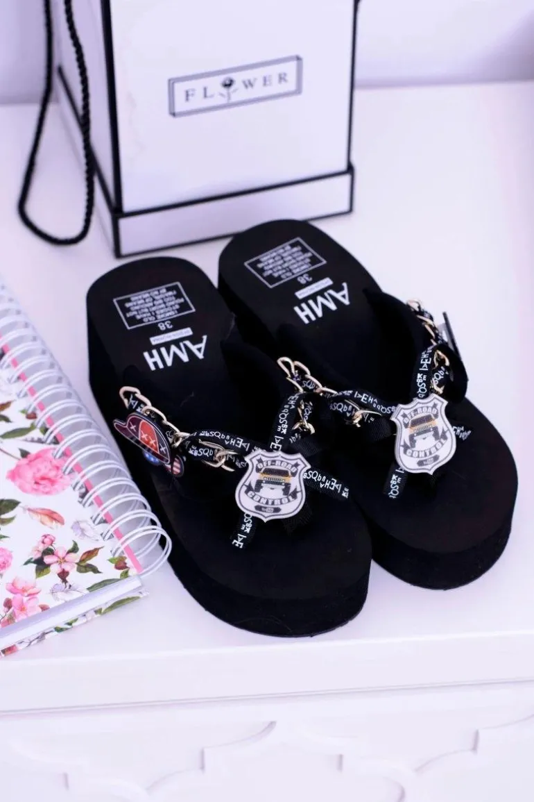 Czarne Ekstrawaganckie Klapki na Koturnie SecondShock