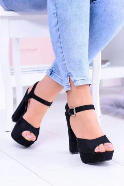 Czarne Wysokie Zamszowe Sandałki na Słupku Gertigo