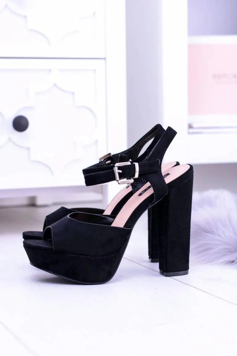 Czarne Wysokie Zamszowe Sandałki na Słupku Gertigo