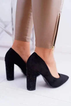 Czarne Zamszowe Czółenka Razor