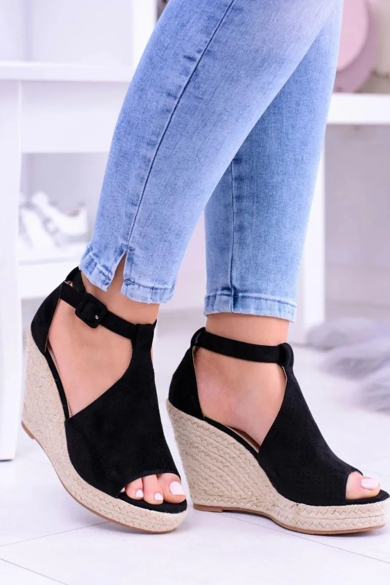 Czarne Zamszowe Sandały Na Koturnie Sunlast