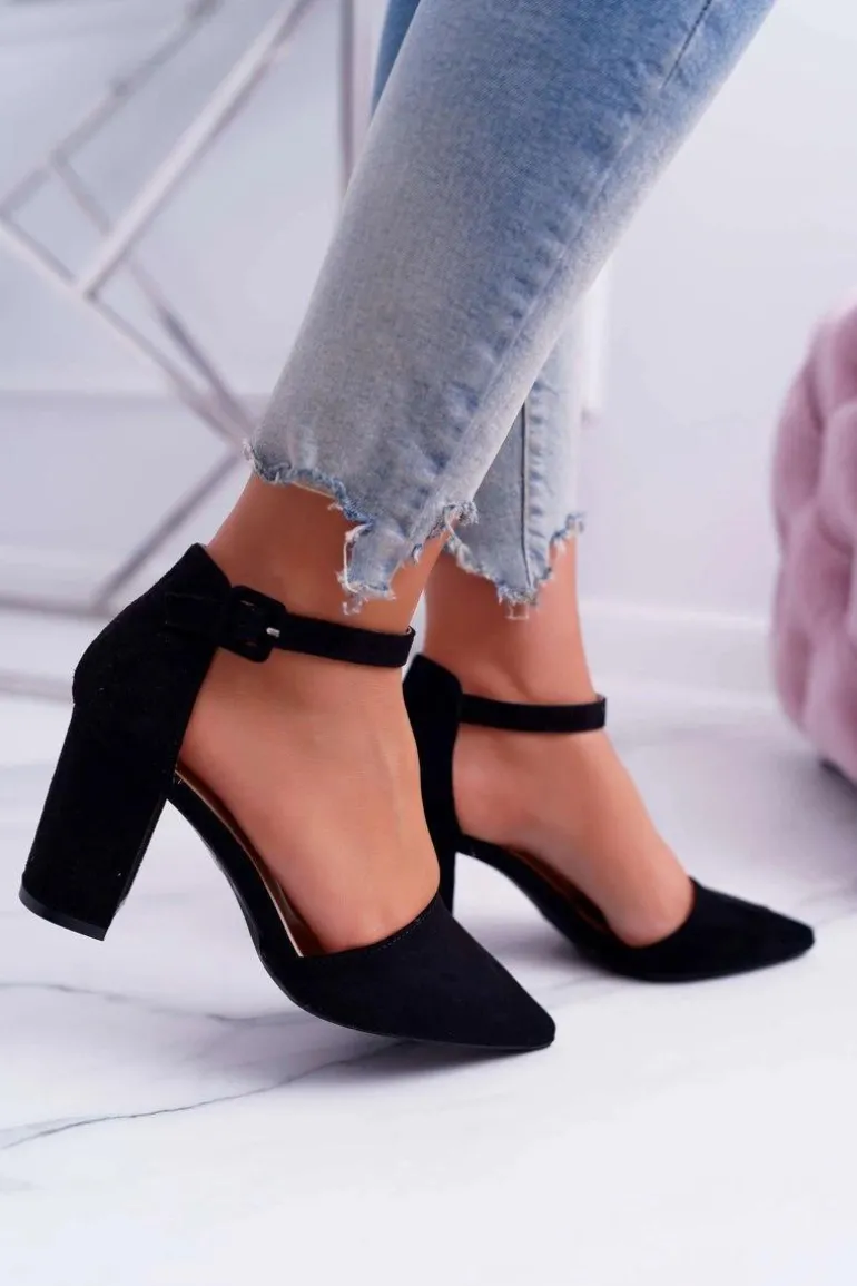 Czółenka Damskie Na Słupku W Szpic Czarne MadamStyle