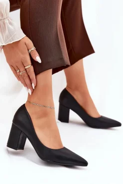 Czółenka Damskie Na Słupku Ze Szpiczastym Noskiem Czarne Deonira