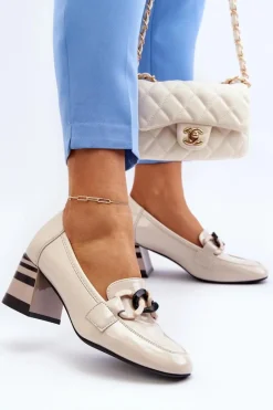 Czółenka Lakierowane Z Łańcuchem Beżowe Paliotte