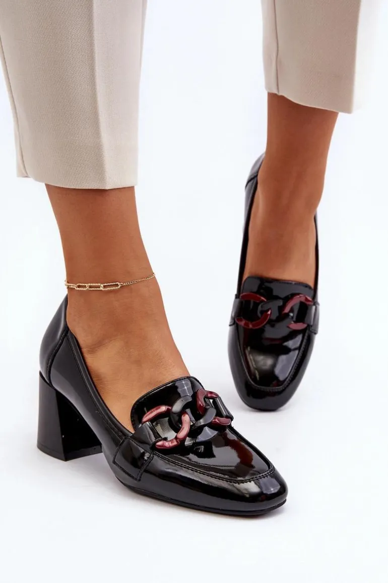 Czółenka Lakierowane Z Łańcuchem Czarne Paliotte