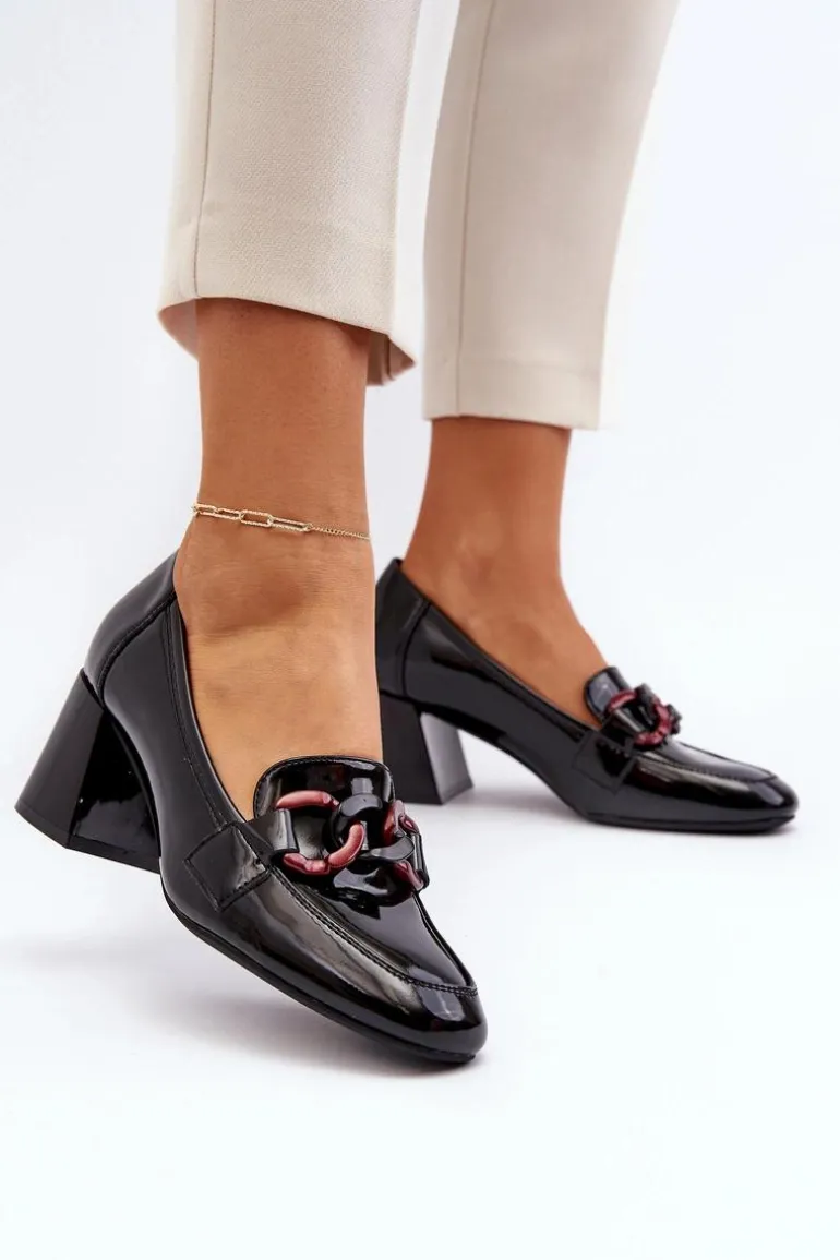 Czółenka Lakierowane Z Łańcuchem Czarne Paliotte