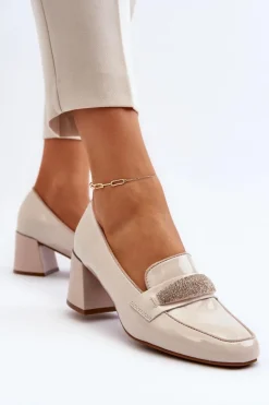 Czółenka Lakierowane Z Ozdobą Beżowe Samassa