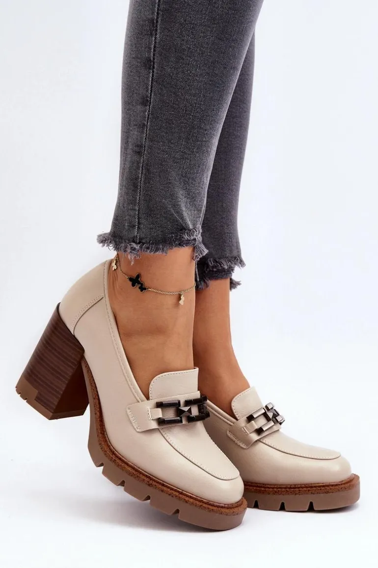 Czółenka Na Masywnym Słupku Z Ozdobą Beżowe Oradna