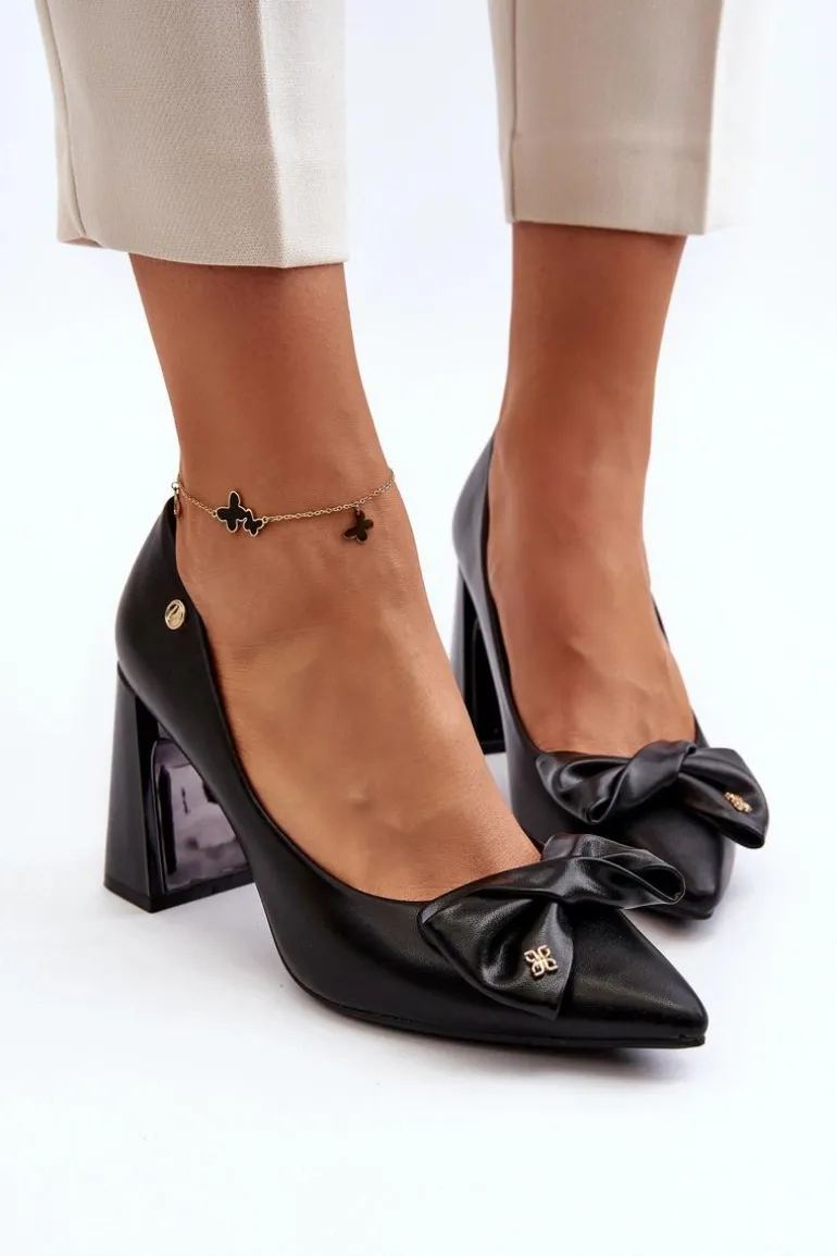 Czółenka Na Słupku Z Kokardą Czarne Ariemessa