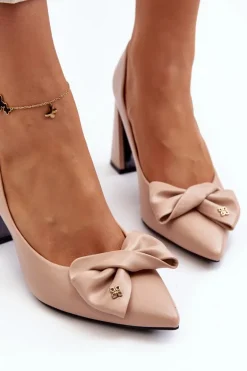 Czółenka Na Słupku Z Kokardą Beżowe Ariemessa