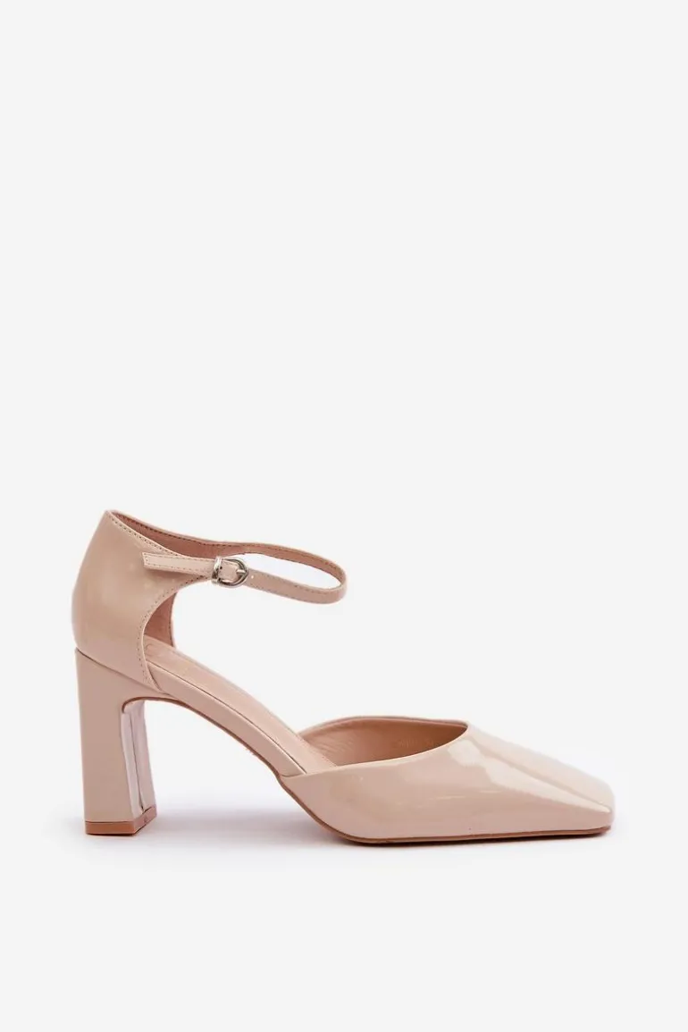 Czółenka Na Słupku Z Lakierowanej Eko Skóry Beżowe Emindria