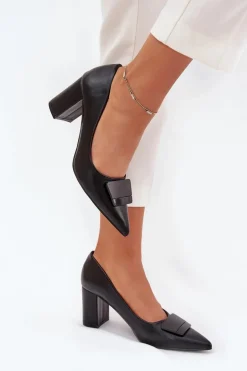 Czółenka Na Słupku Z Ozdobą Czarne Celira