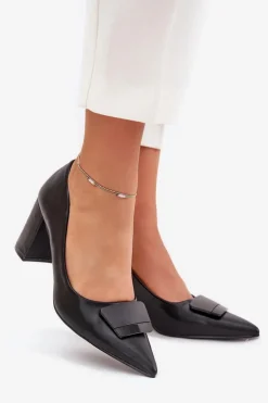 Czółenka Na Słupku Z Ozdobą Czarne Celira