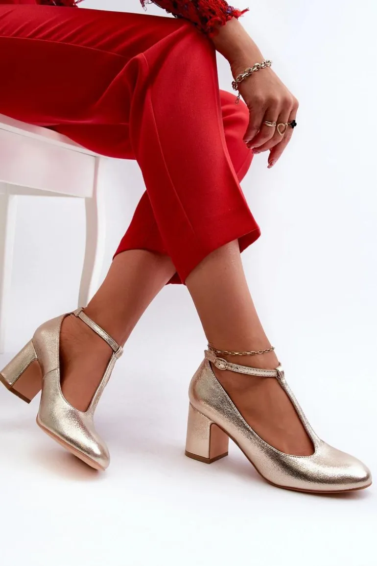 Czółenka Z Eko Skóry Na Słupku Złote Raniyah