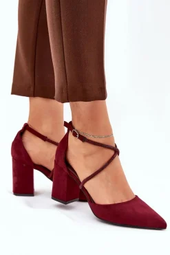 Czółenka Ze Szpiczastymi Noskami I Zdobionymi Paseczkami Na Słupku Bordowe Verithas