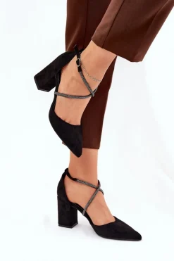 Czółenka Ze Szpiczastymi Noskami I Zdobionymi Paseczkami Na Słupku Czarne Verithas