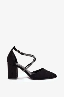 Czółenka Ze Szpiczastymi Noskami I Zdobionymi Paseczkami Na Słupku Czarne Verithas