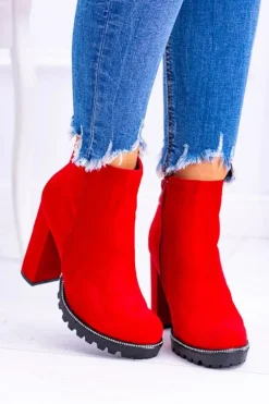 Czerwone botki na słupku Guriela Suede