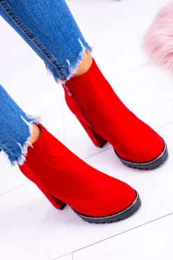 Czerwone botki na słupku Guriela Suede