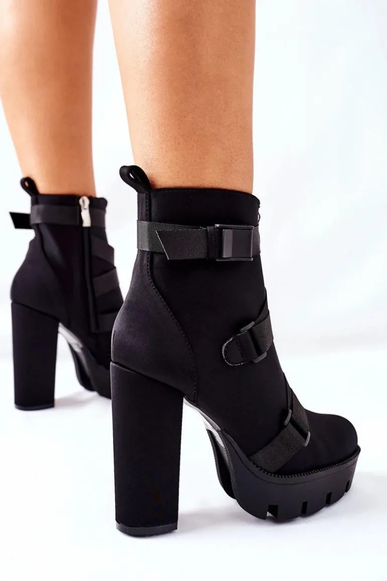 Damskie Aksamitne Botki Na Słupku Czarne Hurry Up