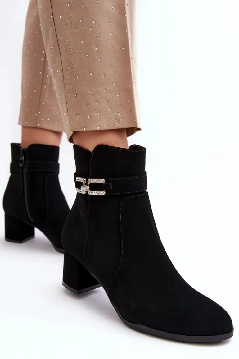 Damskie Botki Na Niskim Obcasie Z Ozdobą Czarne Numissa