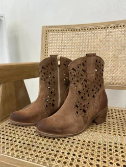 Damskie Botki Na Obcasie Z Ażurowym Wzorem Lewski 3394/2 Brązowe
