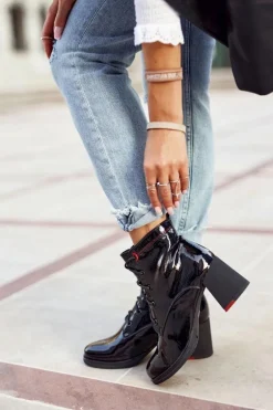 Damskie Botki Na Słupku Lakierowane Czarne Do It Better