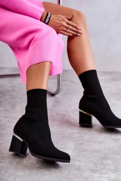 Damskie Botki Z Elastyczną Skarpetą Czarne Carmon
