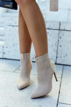 Damskie Botki Ze Skarpetą Na Szpilce Beżowe Last Night