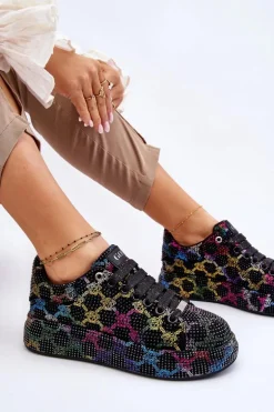 Damskie Buty Sportowe Z Dżetami GOE LL2N4010 Czarne