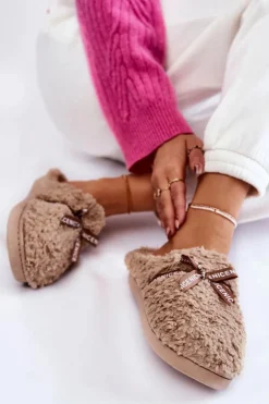 Damskie Futrzane Papcie Z Kokardką Beżowe Ryana