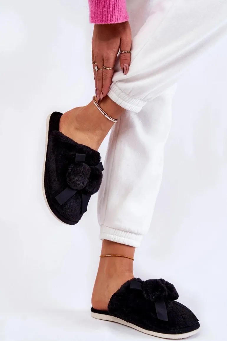 Damskie Futrzane Papcie Z Pomponami Czarne Castello