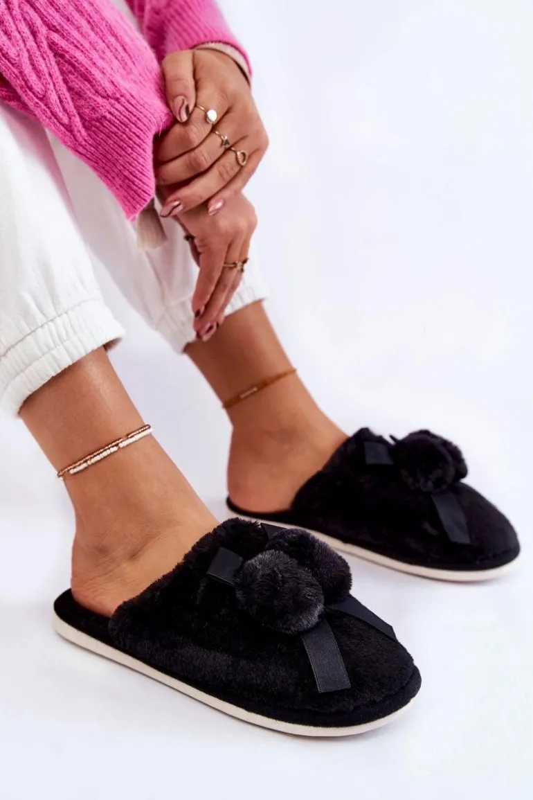 Damskie Futrzane Papcie Z Pomponami Czarne Castello