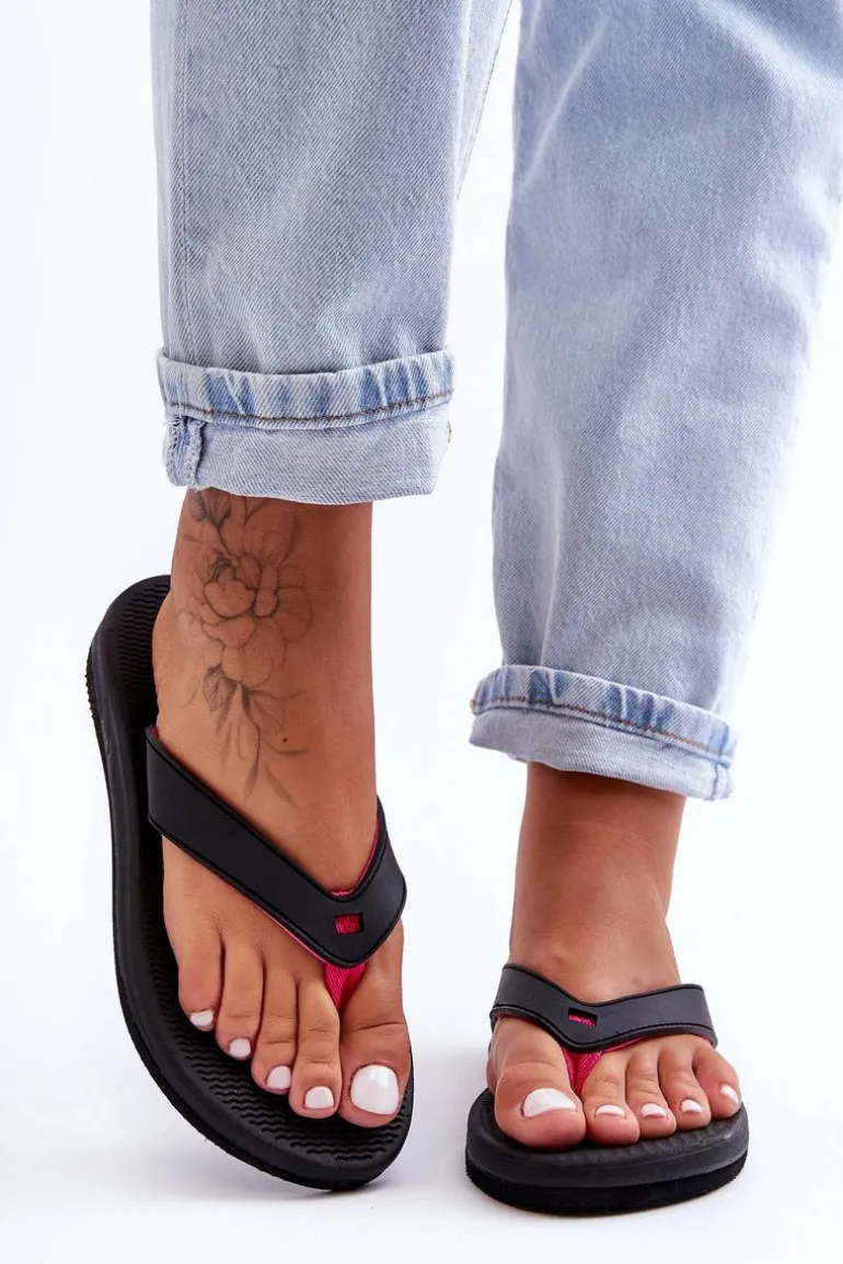 Damskie Japonki Klapki 4F 4FSS23FFLIF061-21S Czarno-Różowe