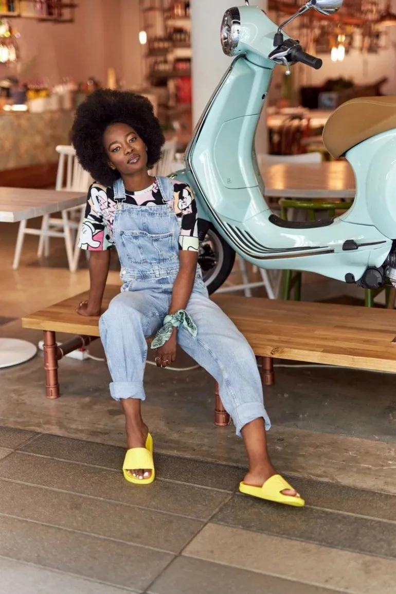 Damskie Klapki Big Star HH274A040 Żółte