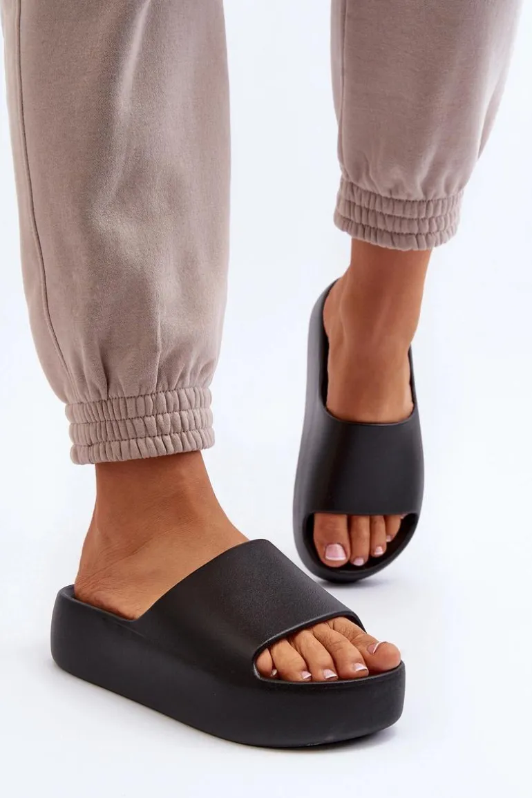 Damskie Klapki Na Grubej Podeszwie Czarne Oreithano