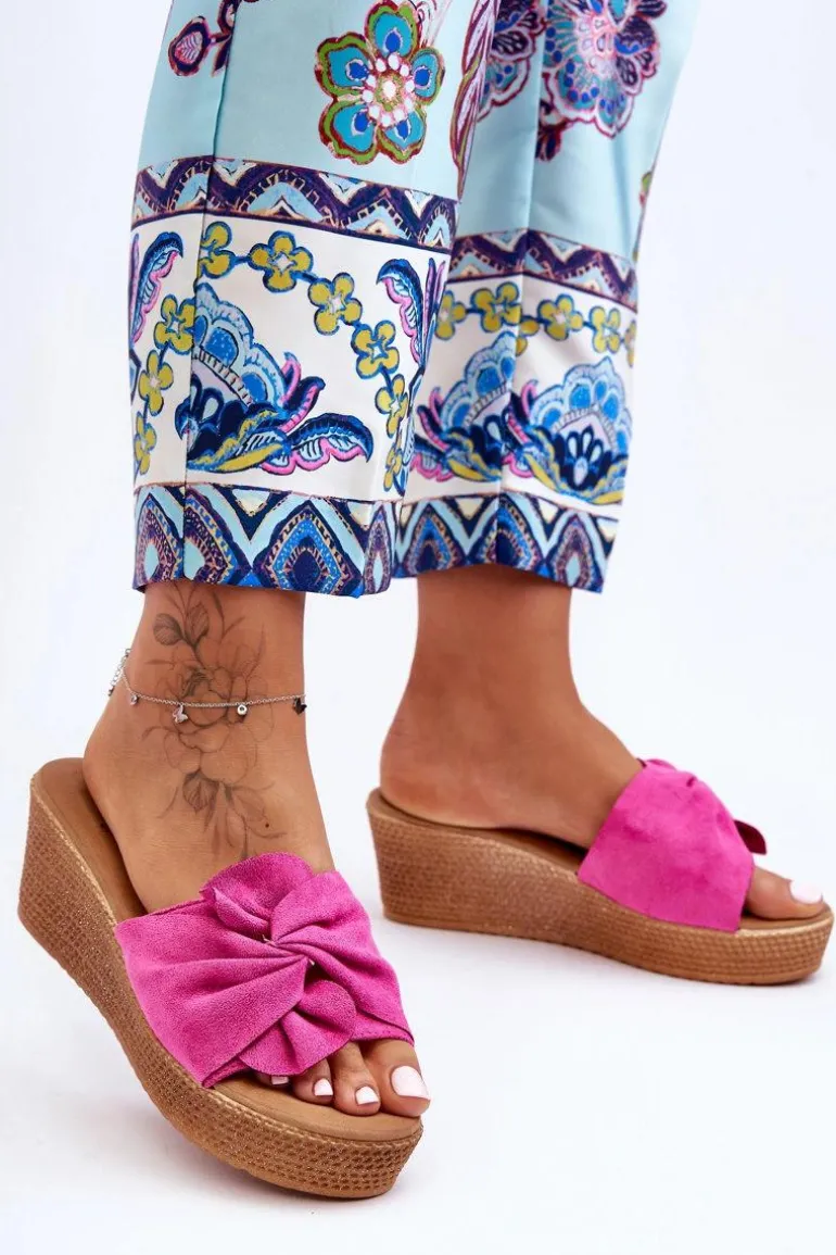 Damskie Klapki Na Koturnie Różowe Calama