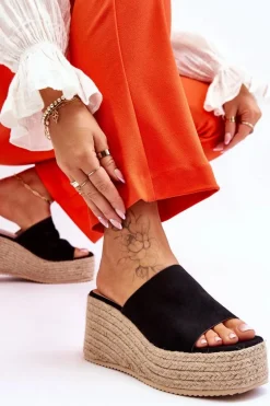 Damskie Klapki Na Koturnie I Platformie Czarne Ysabel