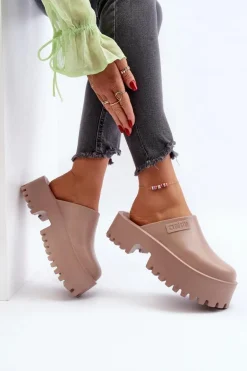 Damskie Klapki Na Masywnej Podeszwie Big Star NN274016 Beżowe