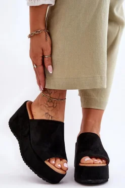 Damskie Klapki Na Masywnej Platformie Czarne Martina