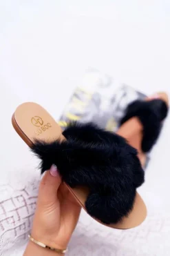 Damskie Klapki Z Futerkiem Lu Boo Czarne
